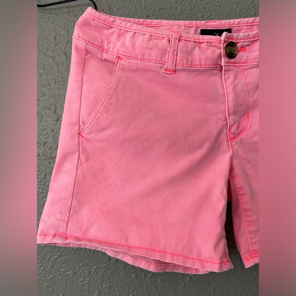 Women's American Eagle Bright Pink Midi Stretch Shorts - Size 2 - Picture 2 of 14